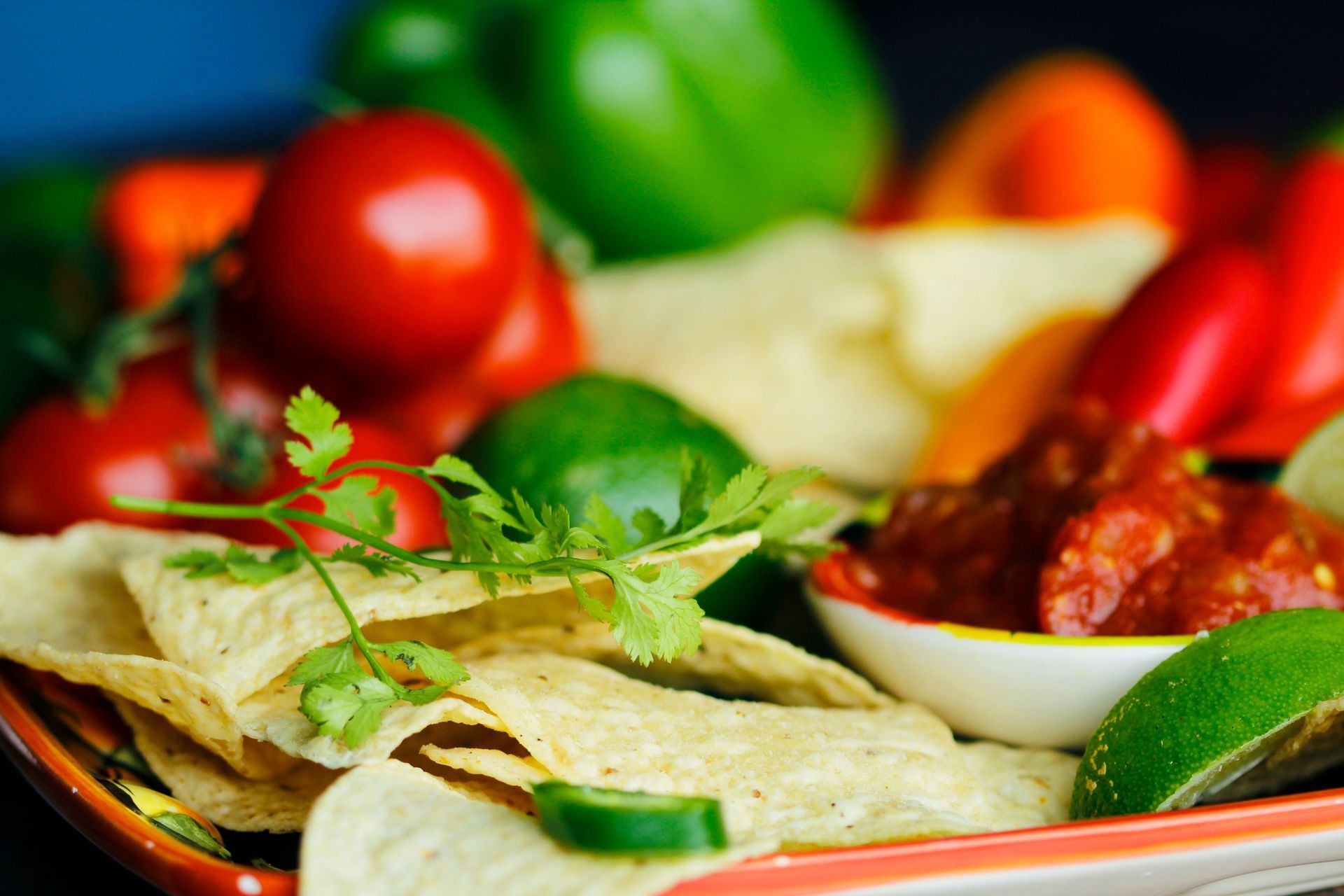 Chips, Salsa, tomatoes and Lime