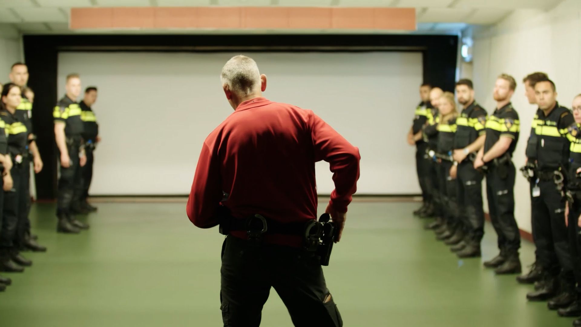 Dienders BNN/VARA NPO documentaire serie Olaf Schuur cameraman dop politie opleiding