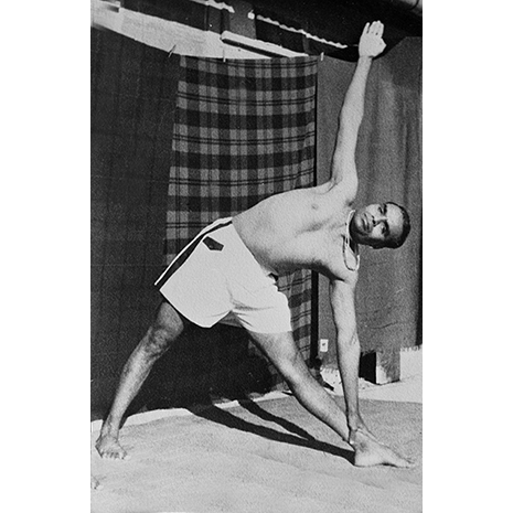 Trikonasana