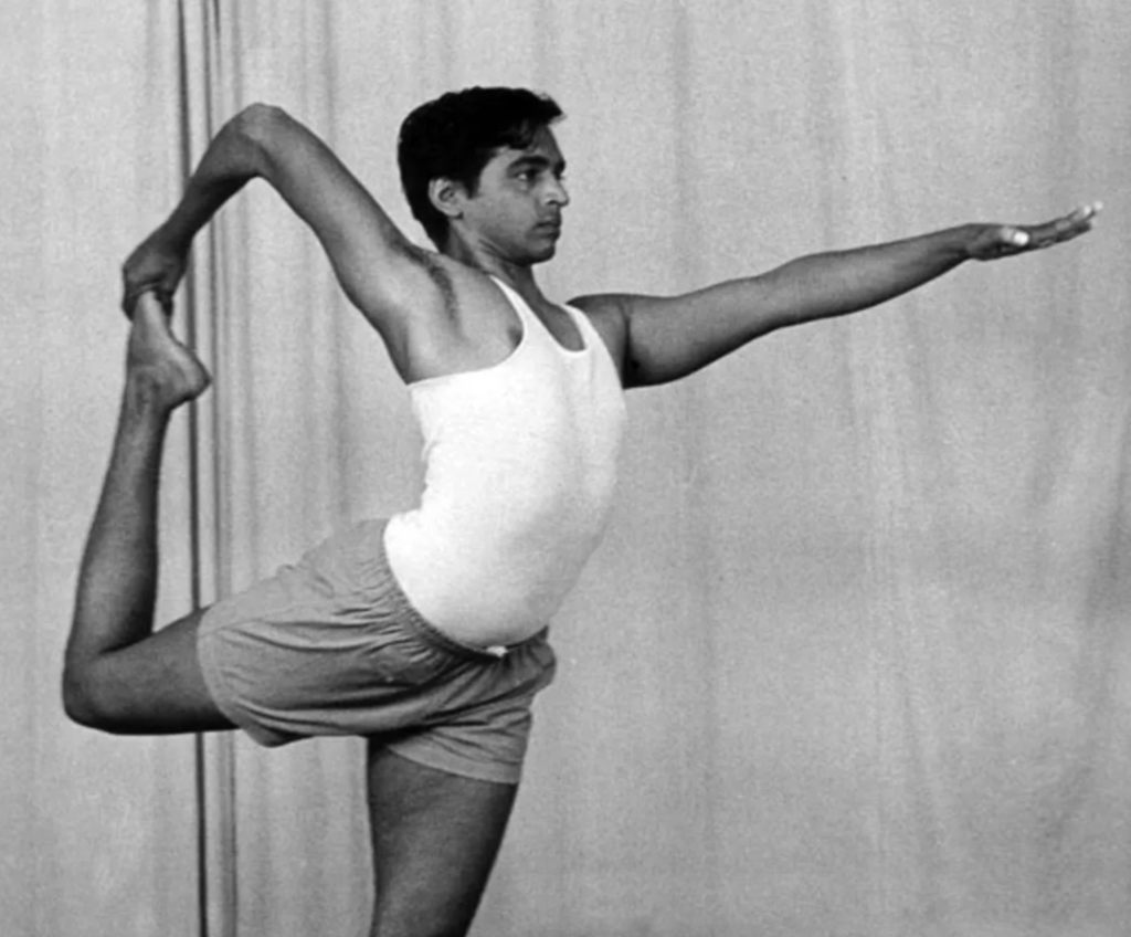Prashant Iyengar asana bw