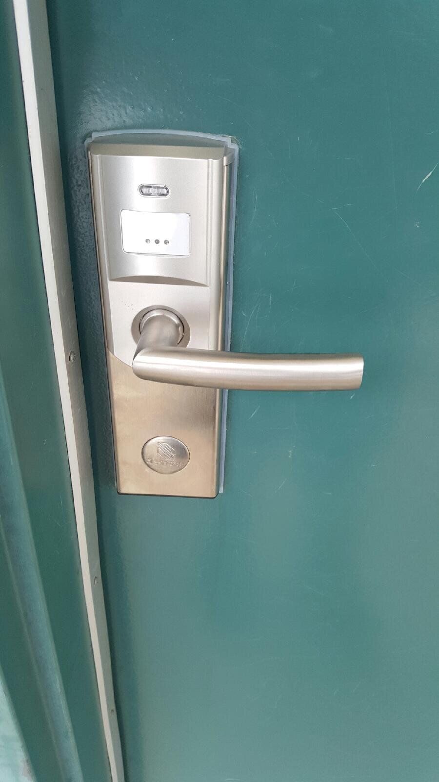 With our secure and reliable RFID Retro with no additional cutting of doors a perfect fit!
