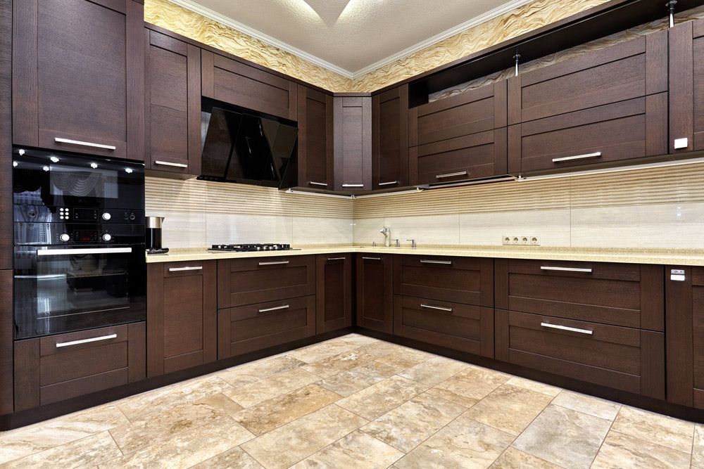 A Custom Kitchen Cabinets