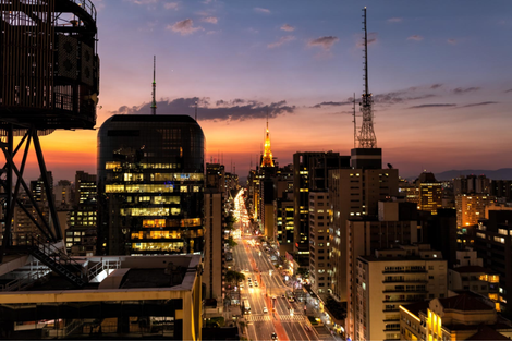 Vista aérea de São Paulo, SP no final da tarde 