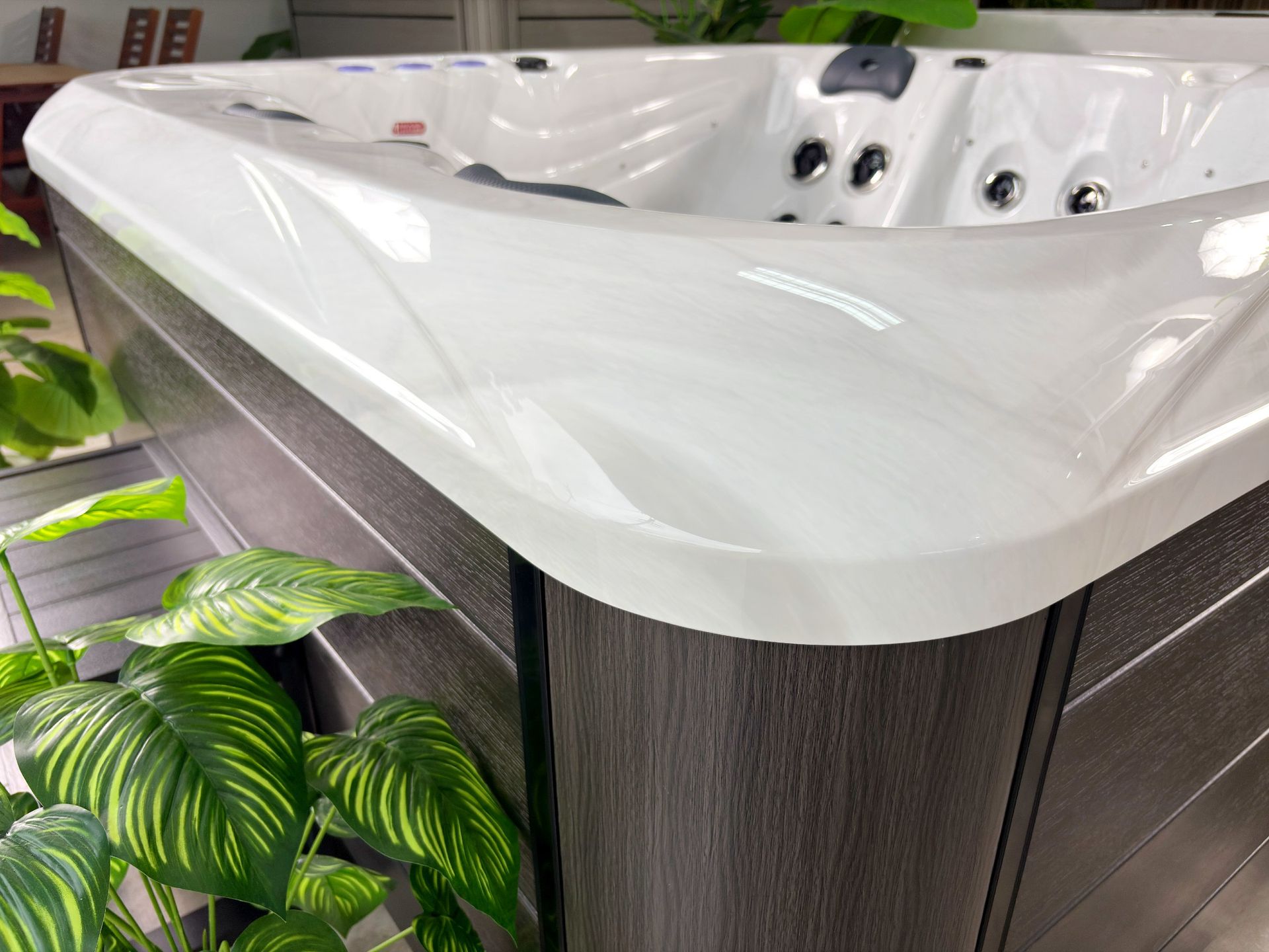 Close-up of acrylic surface in an outdoor hot tub showing durability, smooth finish, and long-term value for hot tub selection
