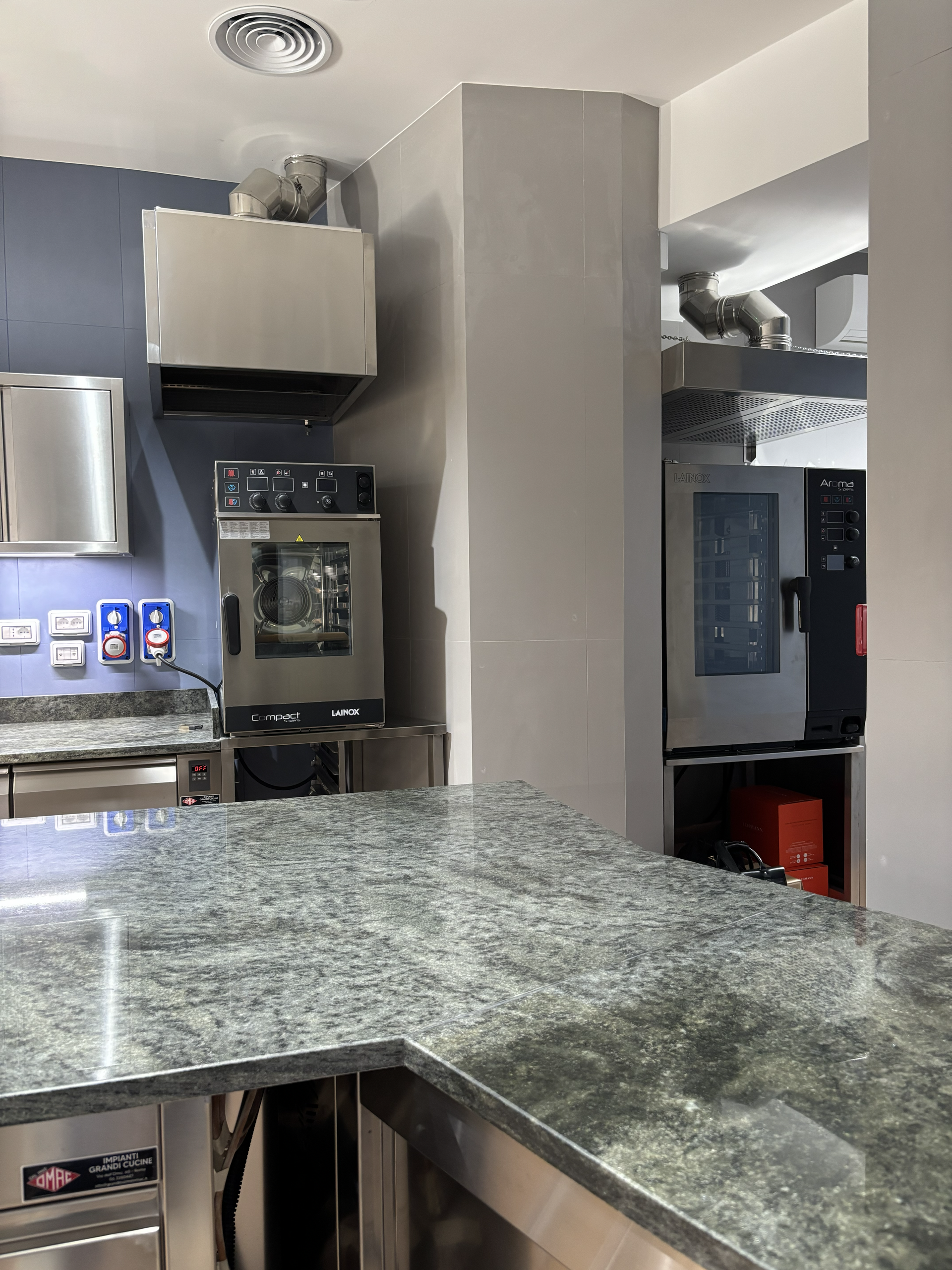 cucina design ristorante centro di Roma