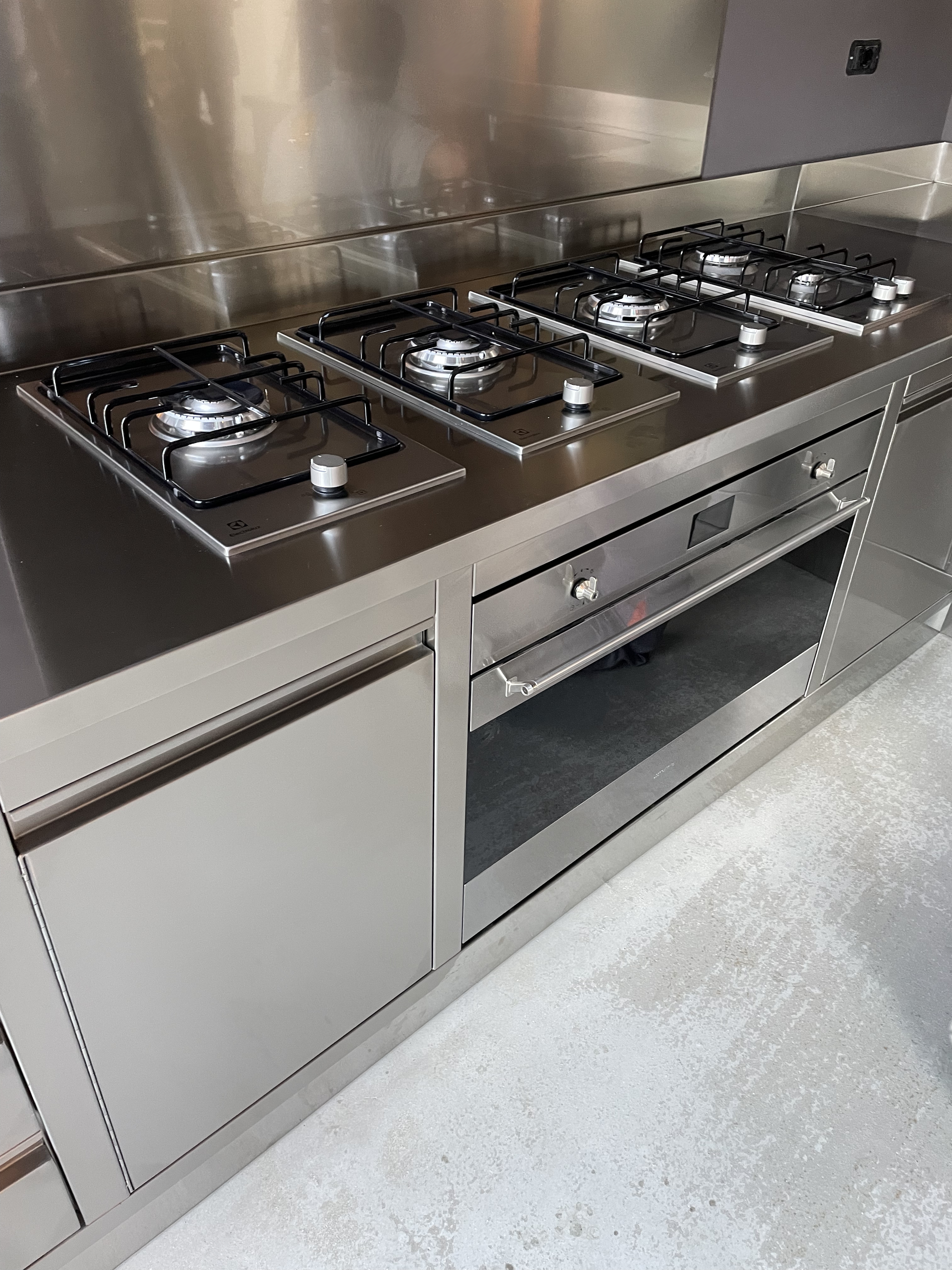 cucina domestica acciaio inox su misura