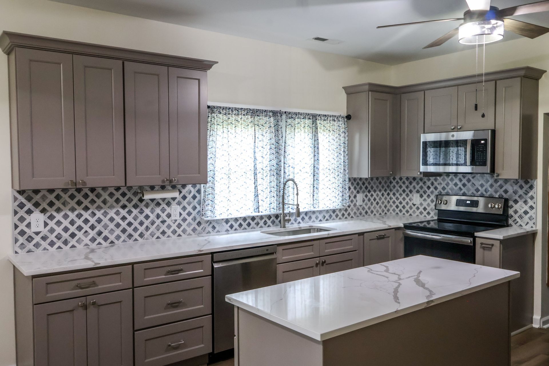 Get a room addition in Lincolnton, NC by Small Town Builders Get a room addition in Lincolnton, NC by Small Town Builders