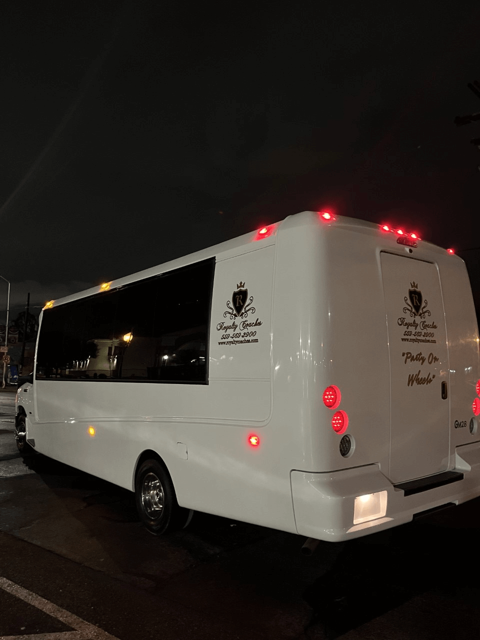 20 passenger limo bus rental service fresno ca