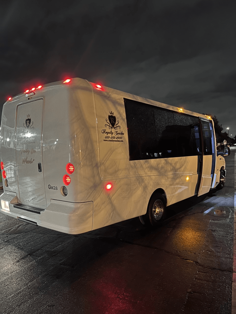 20 passenger party bus rental fresno ca