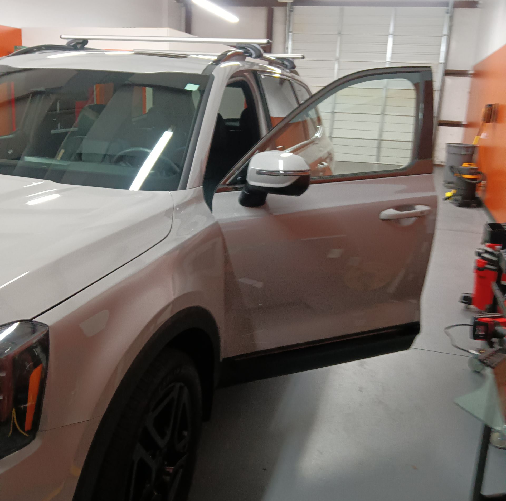 Car window replacement in University City, NC Car window replacement in University City, NC