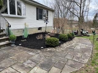 House Pathway — Hudson Valley, NY — Bastian Lawn and Landscape