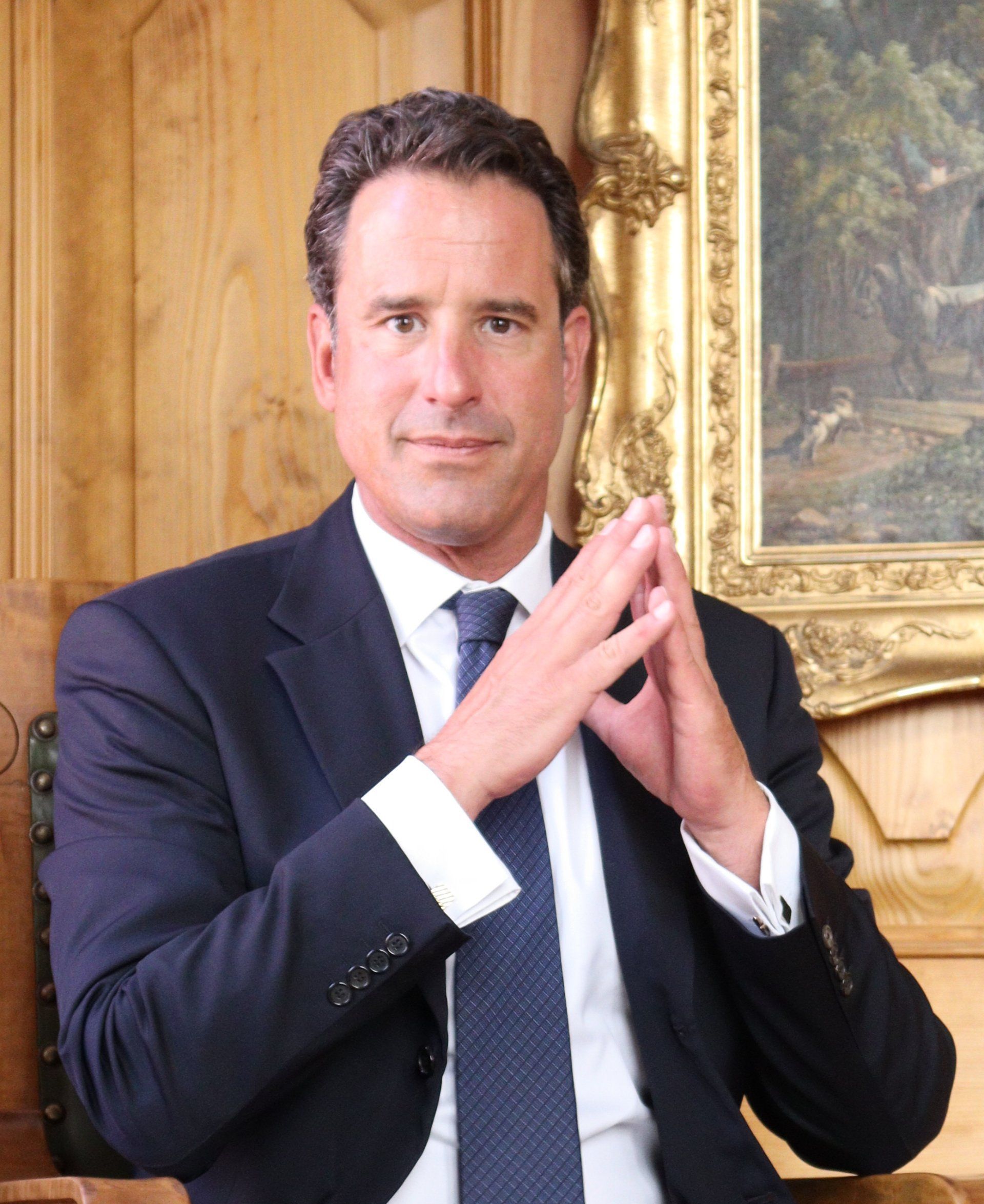 Dr. iur. Michael Aepli, lawyer and notary in Zug and Zurich, expert in corporate and contract law