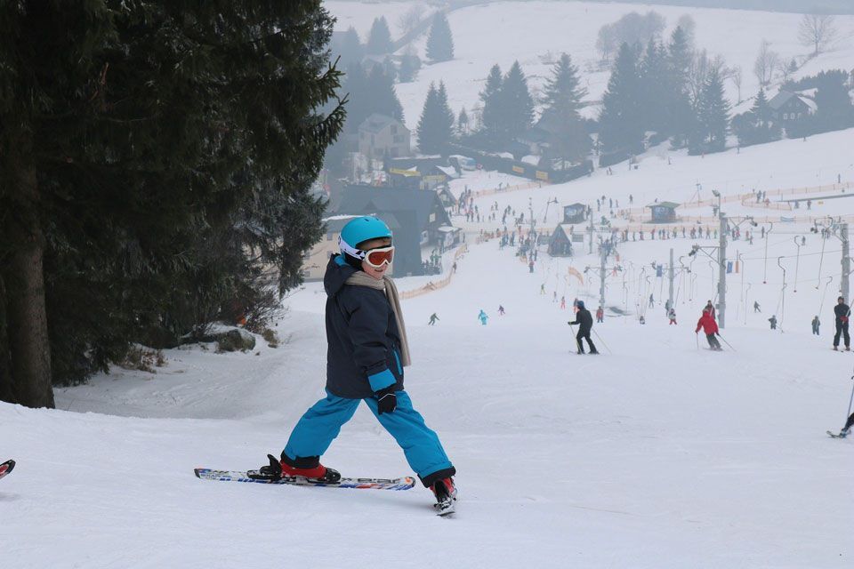 Volles Programm für die ganze Familie - Winterurlaub in St. Anton am Arlberg Volles Programm für die ganze Familie - Winterurlaub in St. Anton am Arlberg
