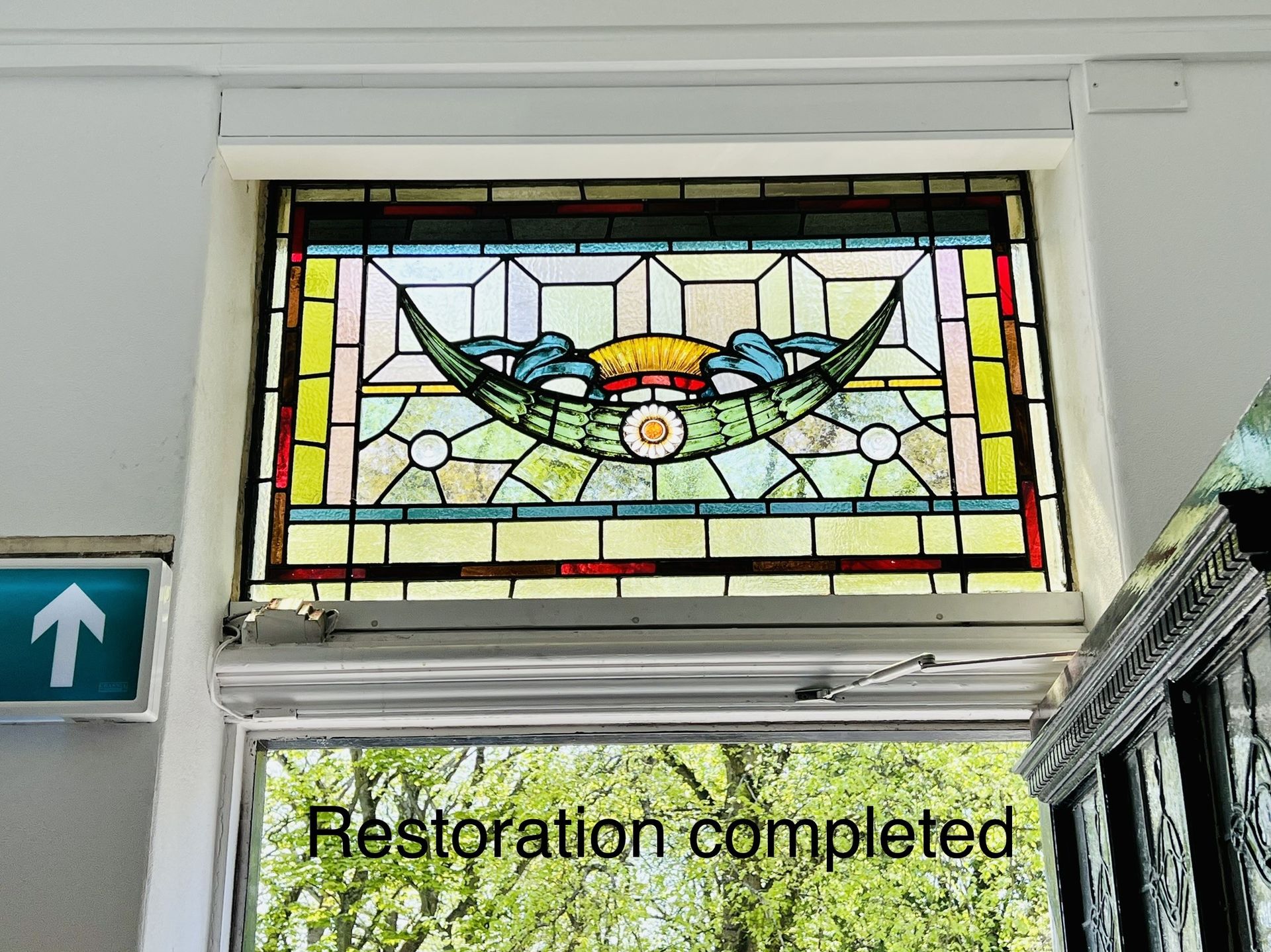 Stained glass repair specialists Distinctive Stained Glass