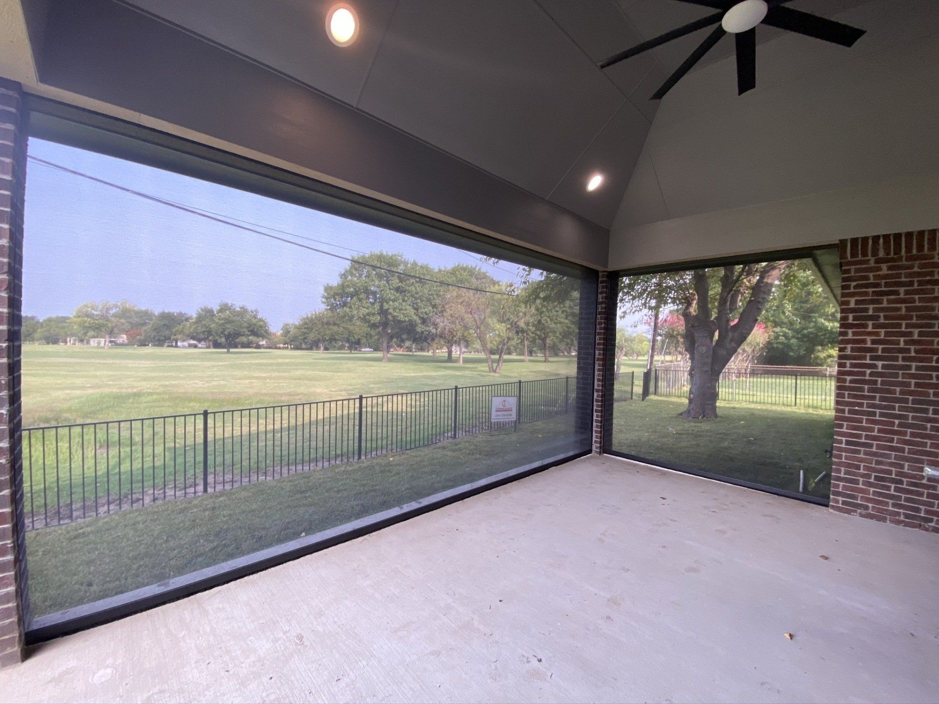 exterior screens image