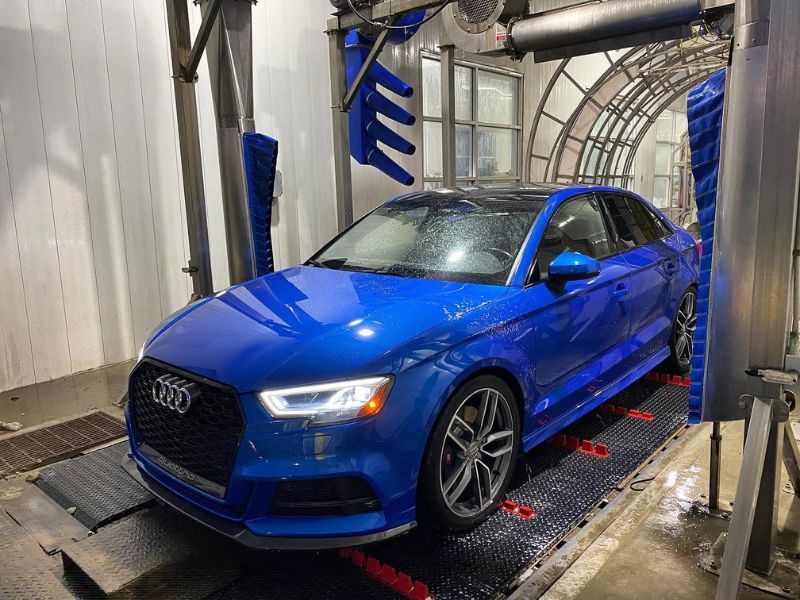 Machine Car Wash Versus Self-Serve Washing