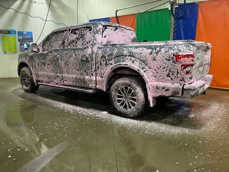 Self car shampoo near me service at Top Gear Car Wash Calgary