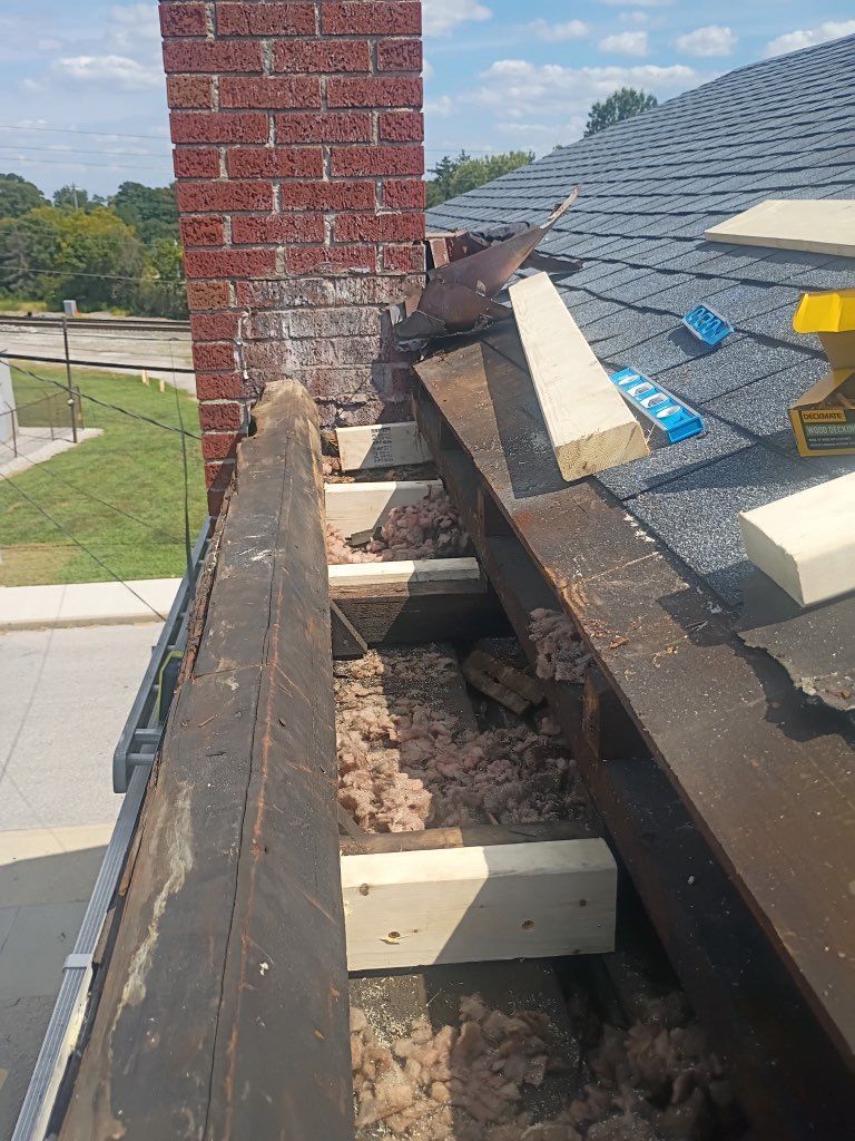 Before Built-In Box Gutter Repair in Erlanger, KY