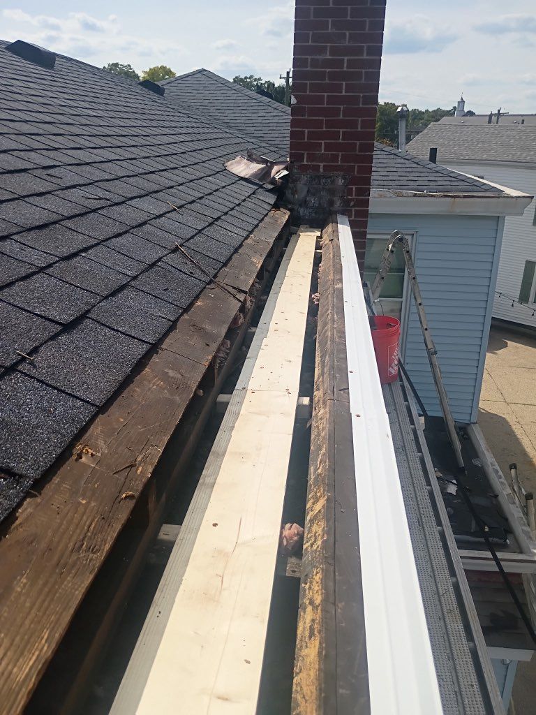 Before Built-In Box Gutter Repair in Erlanger, KY
