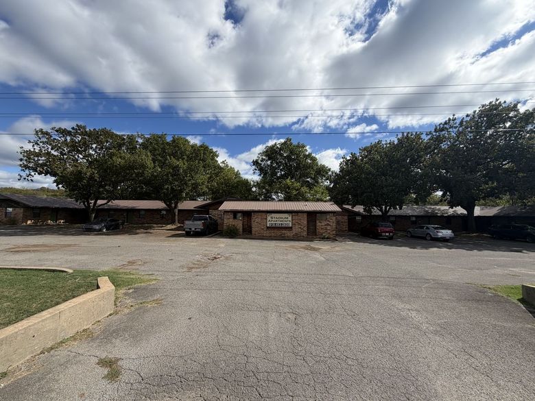 Stadium Apartments building at 1406 N Grand Ave in Tahlequah