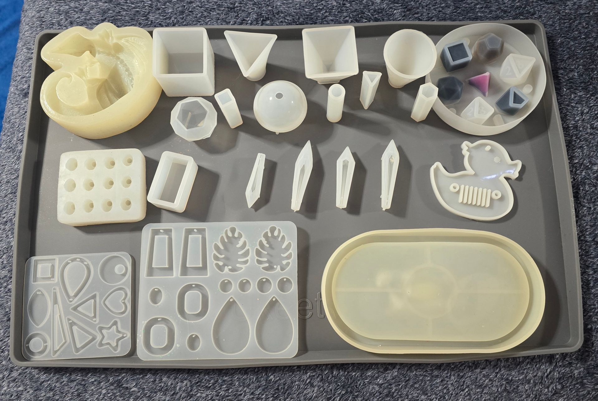 Custom Resin Creations