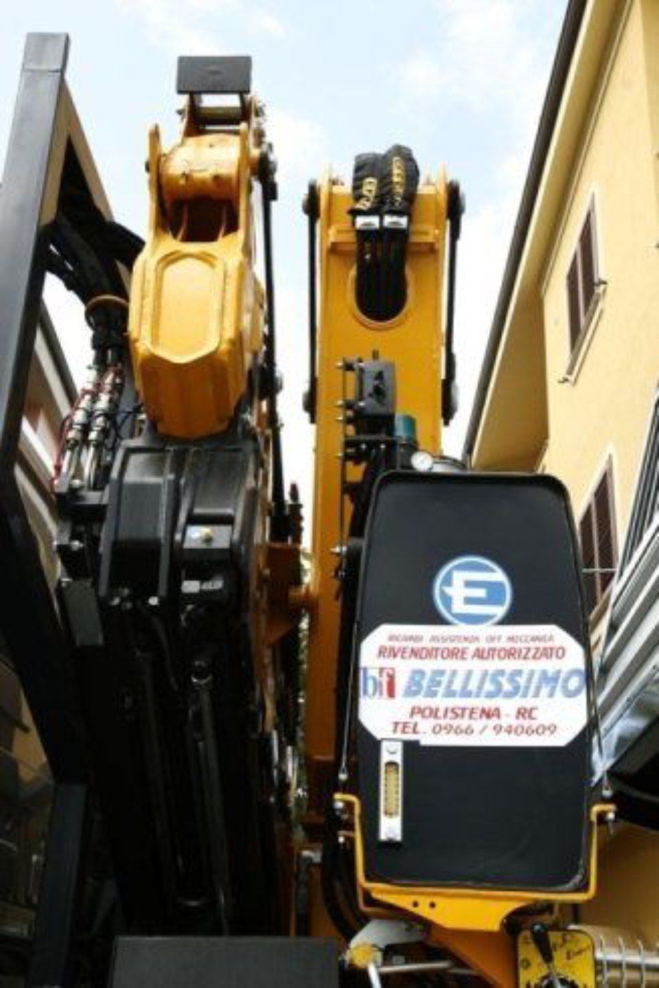 Mezzi pesanti per edilizia