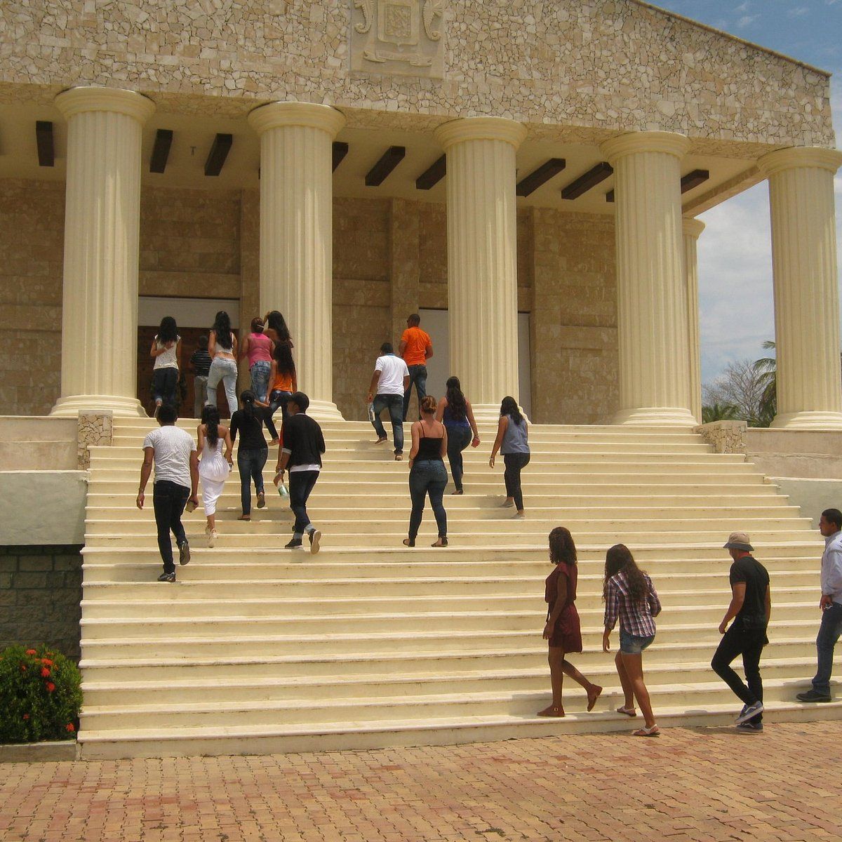 Facade with columns of the Marine Infantry Museum in Coveñas near Hotel Poblado