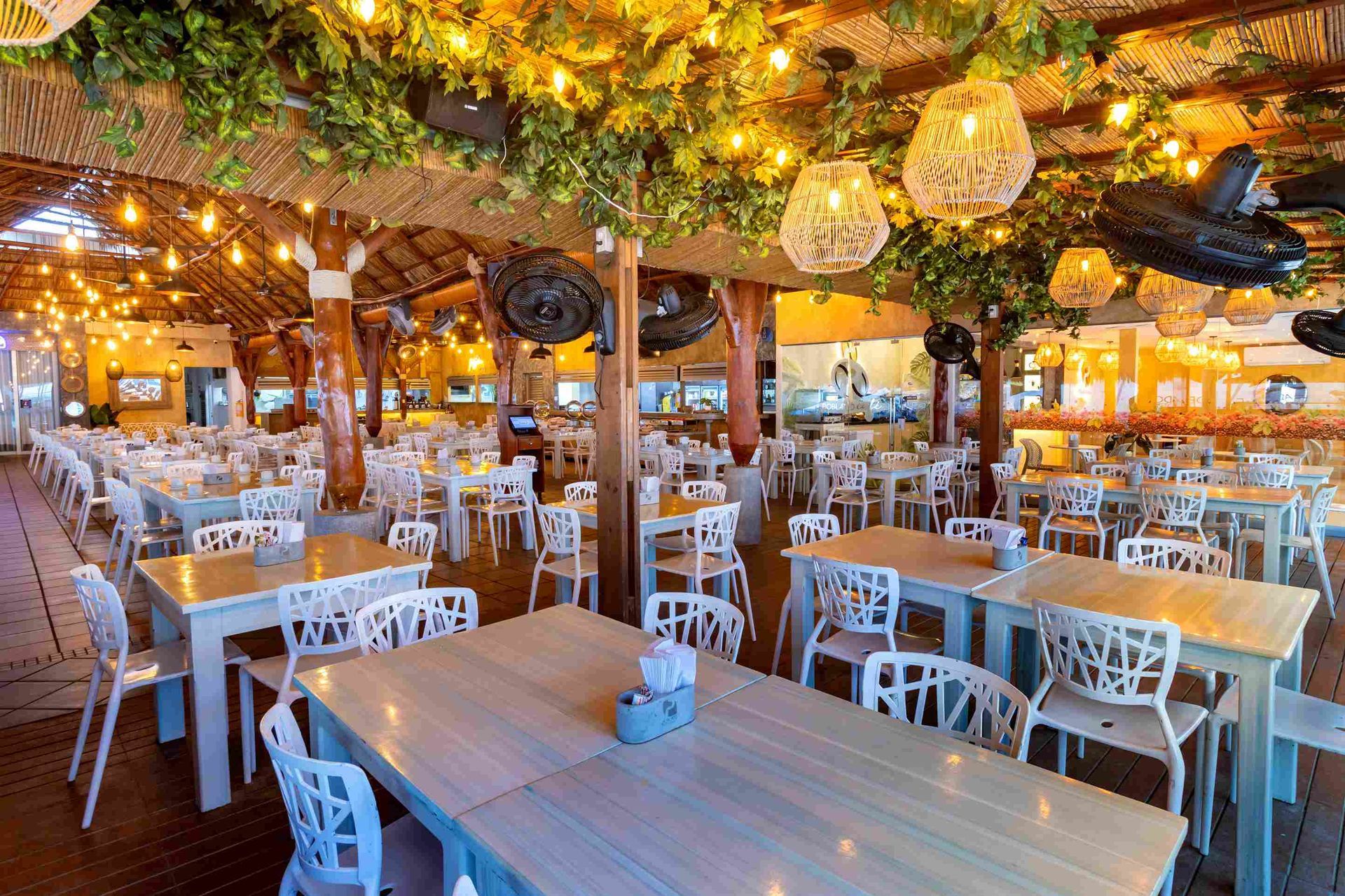 Restaurant for events in Coveñas with spaces for your corporate meetings inside Hotel Poblado