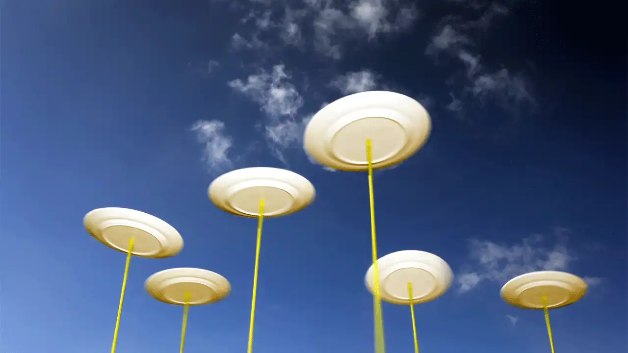 Spinning plates Spinning plates
