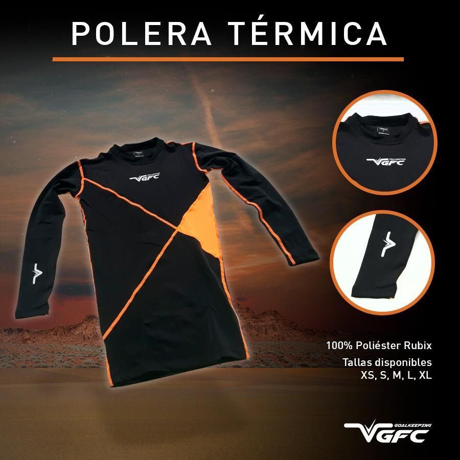 Camiseta térmica negra con detalles naranjas y el logotipo V GFC. Disponible en tallas de la XS a la XL, 100 % poliéster.
