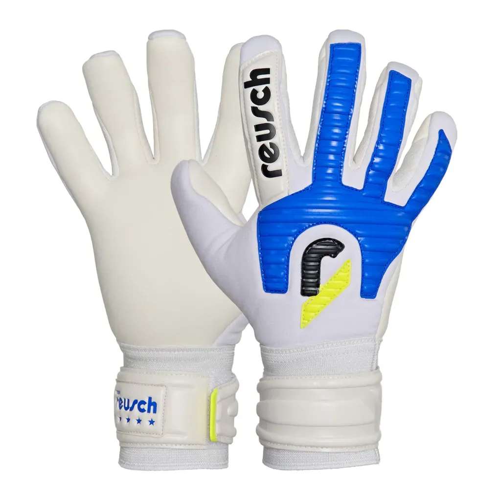 Un par de guantes de portero Reusch blancos y azules, mostrados desde la parte delantera y trasera.
