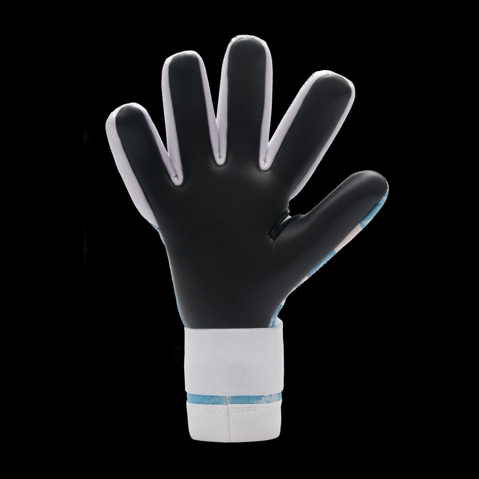 Guantes de portero de Argentina: dorso negro y palma blanca con detalles gráficos azules y naranjas, mostrados por delante y por detrás.