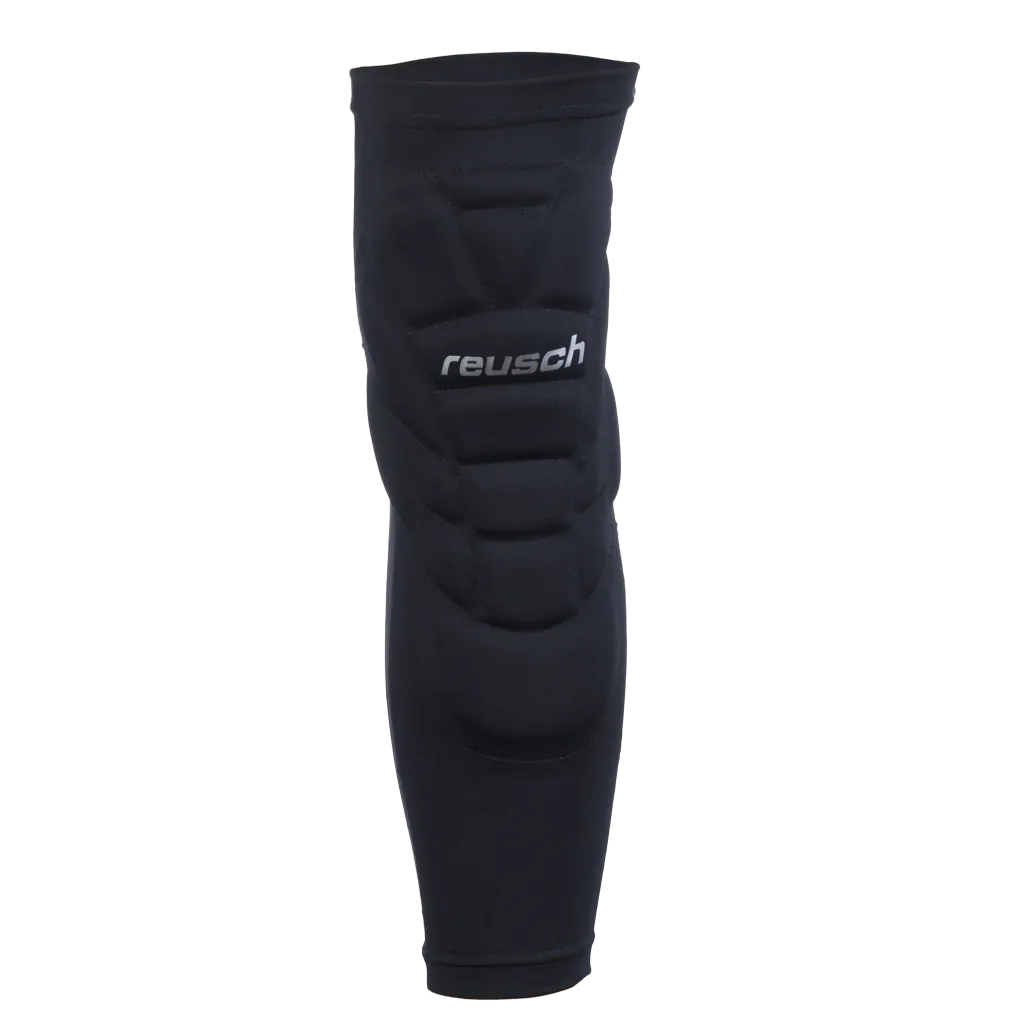 Rodillera acolchada de la marca Reusch, de color negro, con segmentos de espuma protectora en la parte delantera.