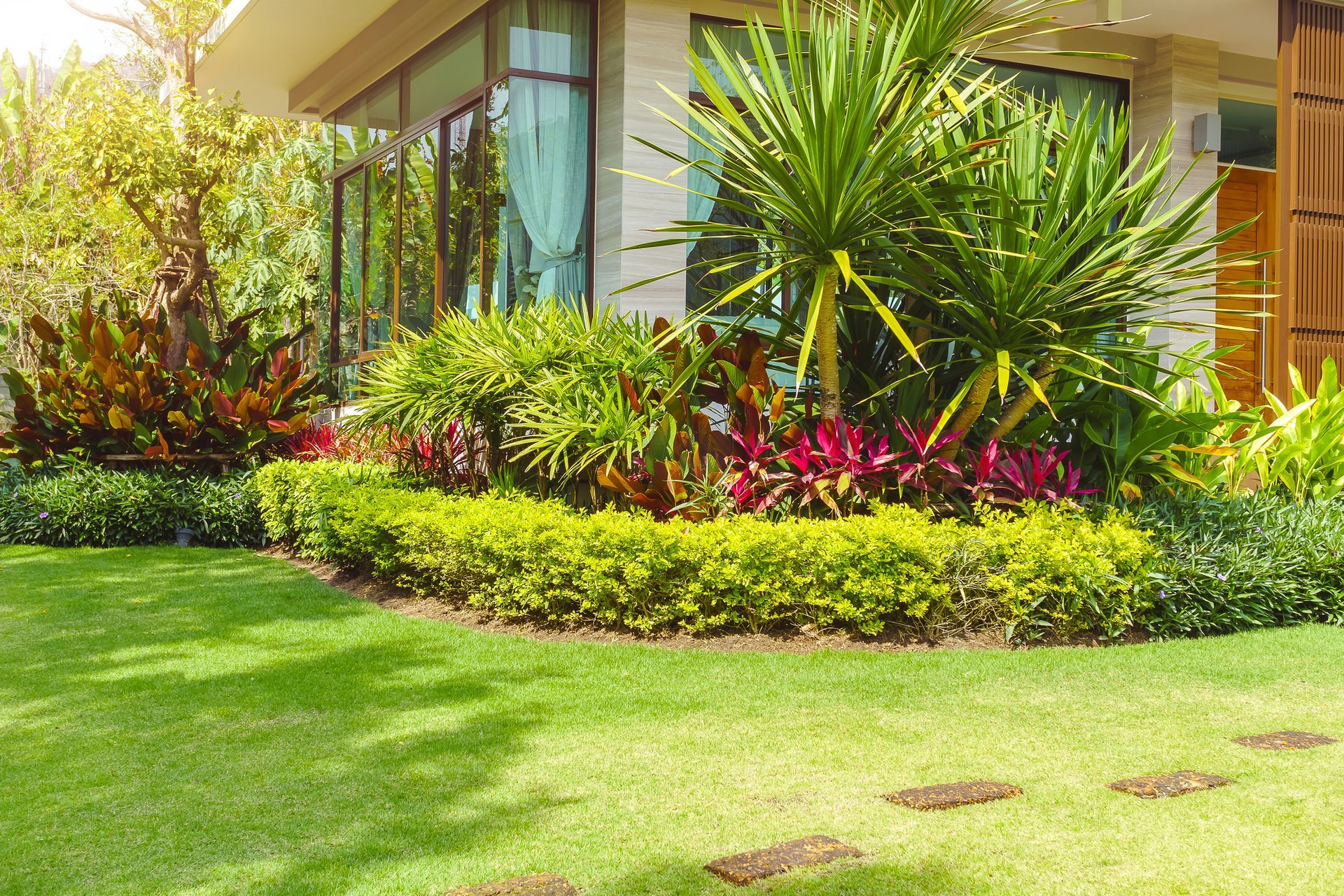 Landscaping - Kinston, NC - Garden Gator Landscape & Design