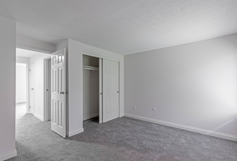 Rocky Creek Townhouse Apartments bedroom