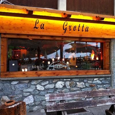 La Grotta entrance