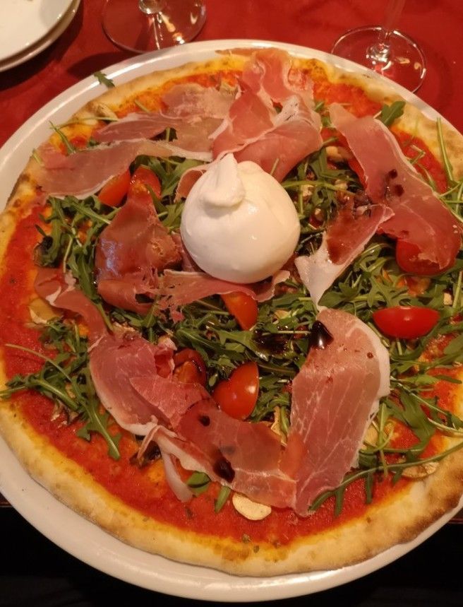 Pizza with buffalo mozzarella