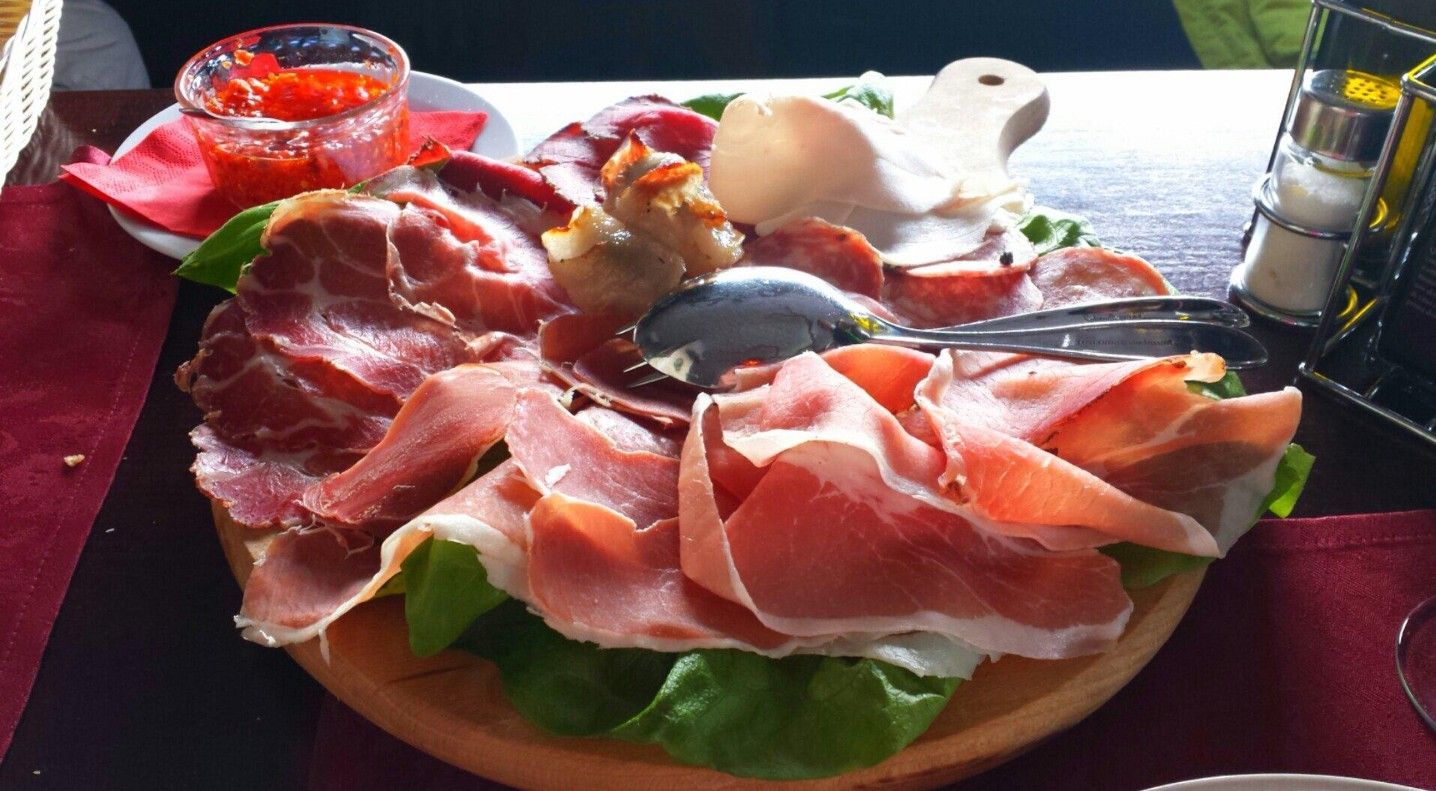 Cold cuts board