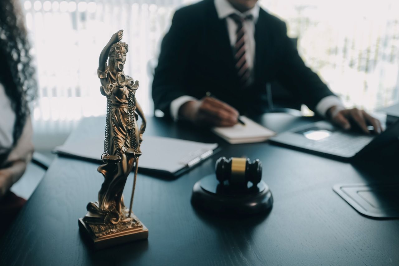 How Much Does an Estate Have to Be Worth to Go to Probate in England