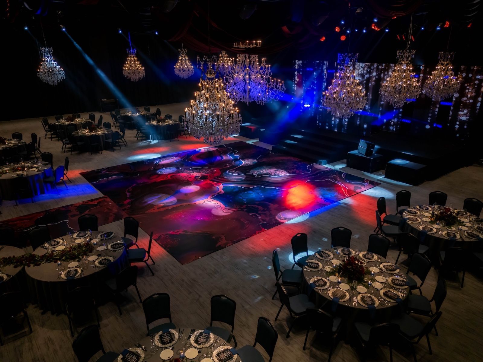 Hillary Event Referanslar