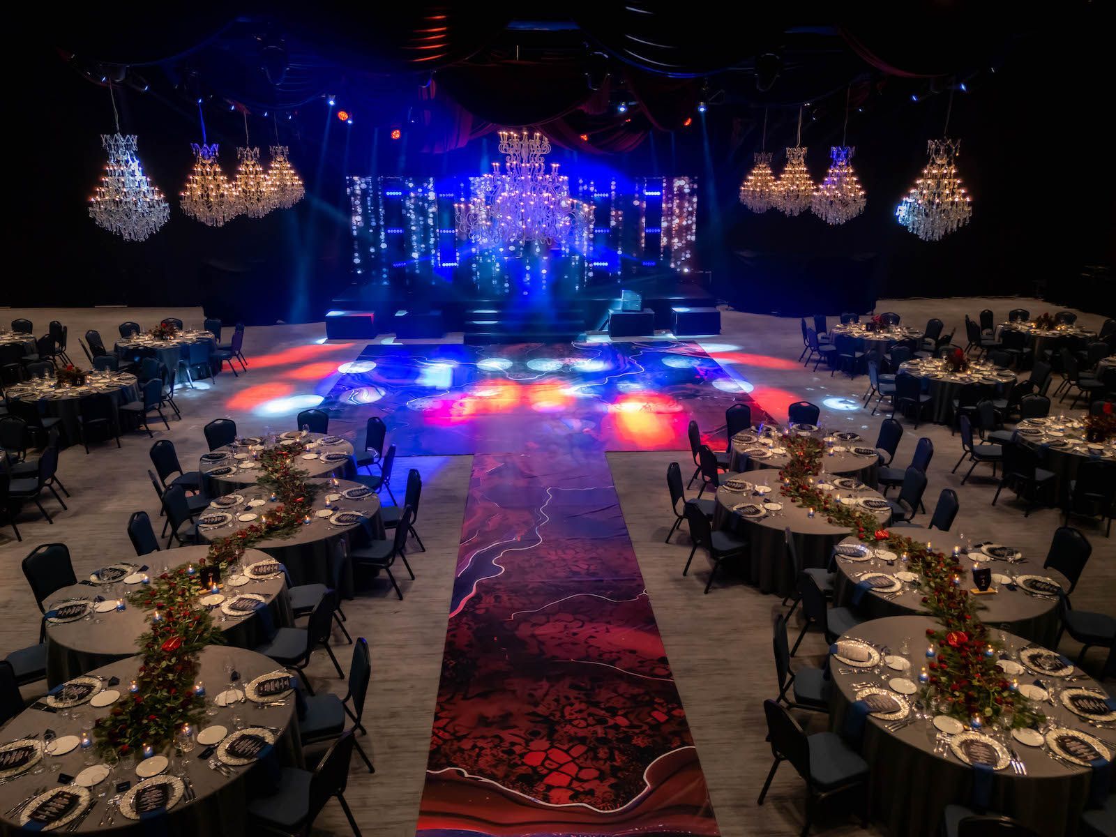 Hillary Event Referanslar