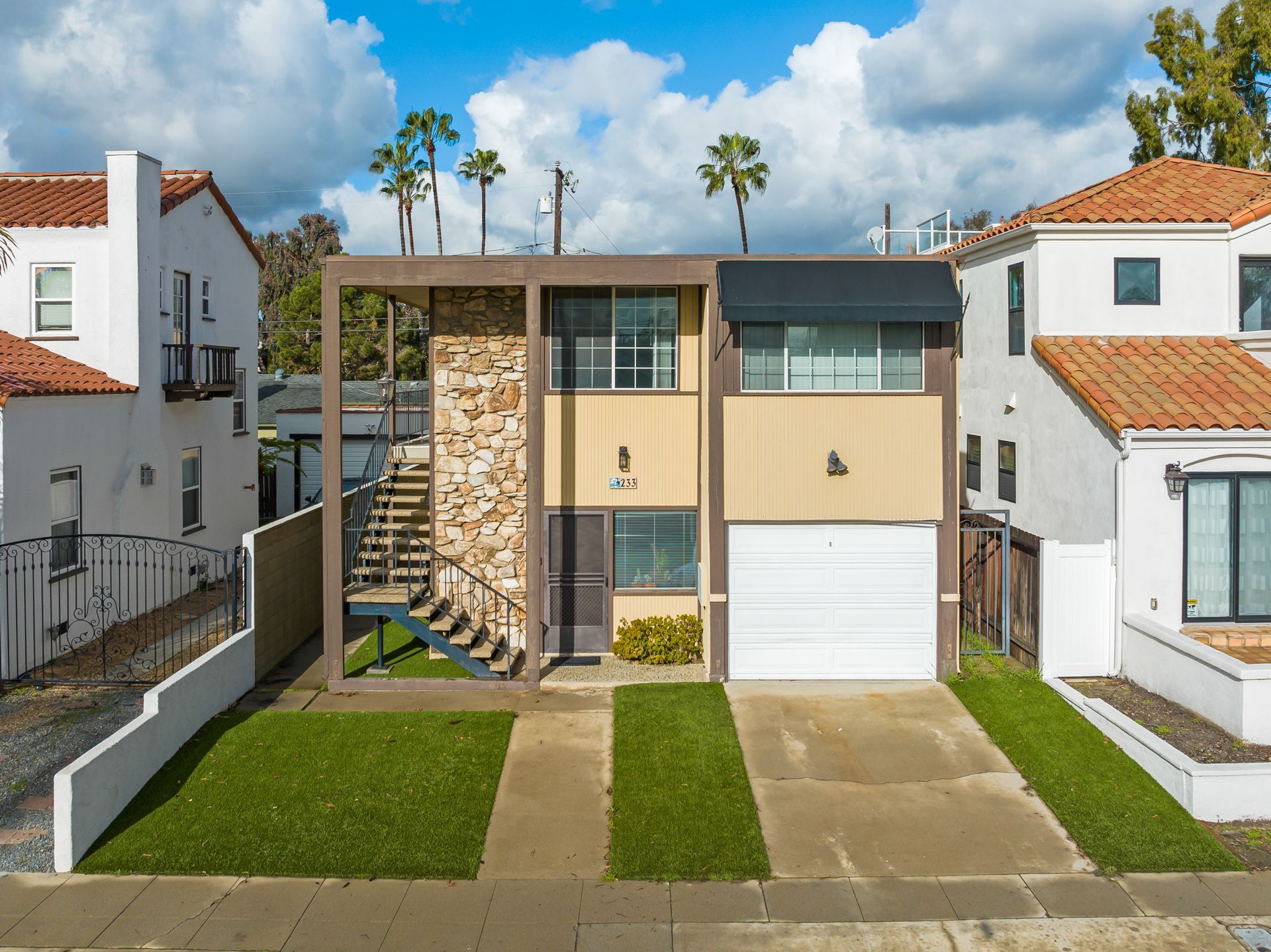 233 Argonne Avenue - Exterior  Photo 