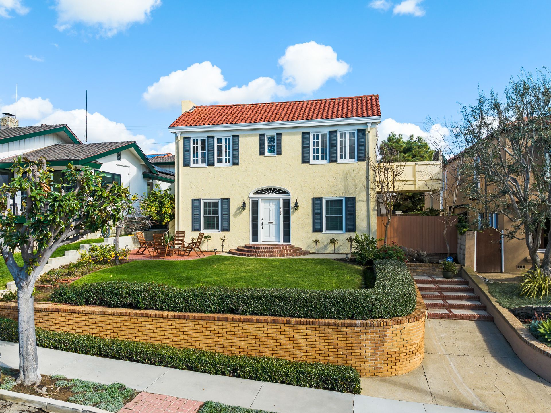 268 St. Joseph Avenue - Exterior  Photo 