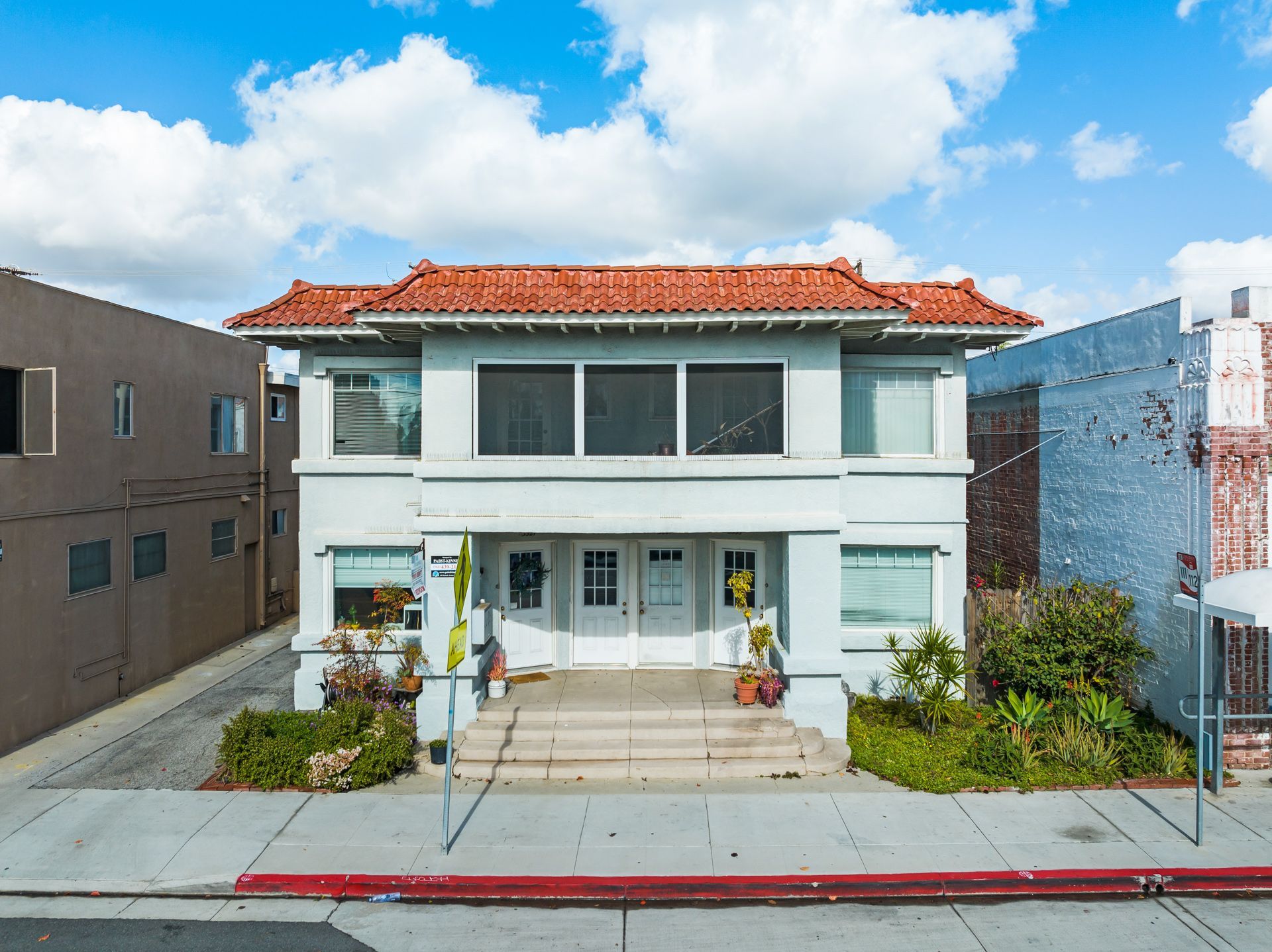 3327 E. Broadway - Exterior  Photo 
