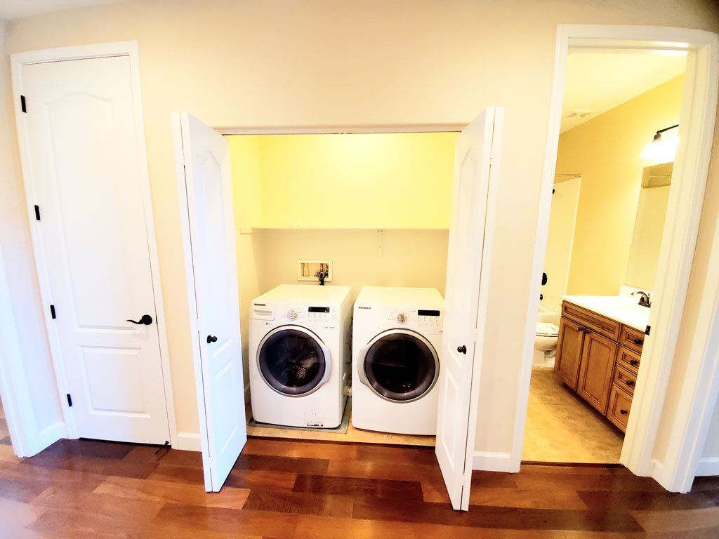 206 Demi laundry