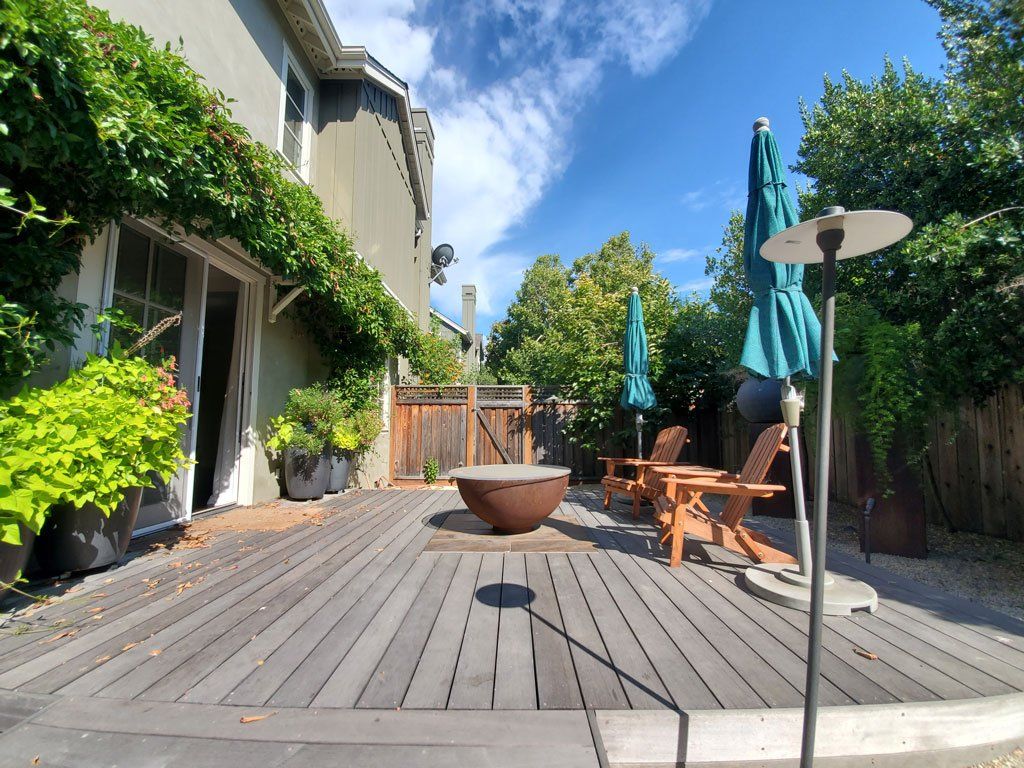 739 Fremont exterior deck