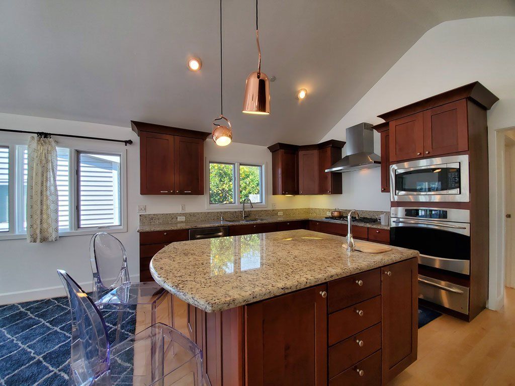 223 Santa Clara