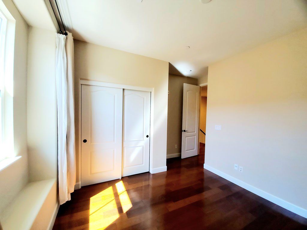 206 Demi combined bedroom