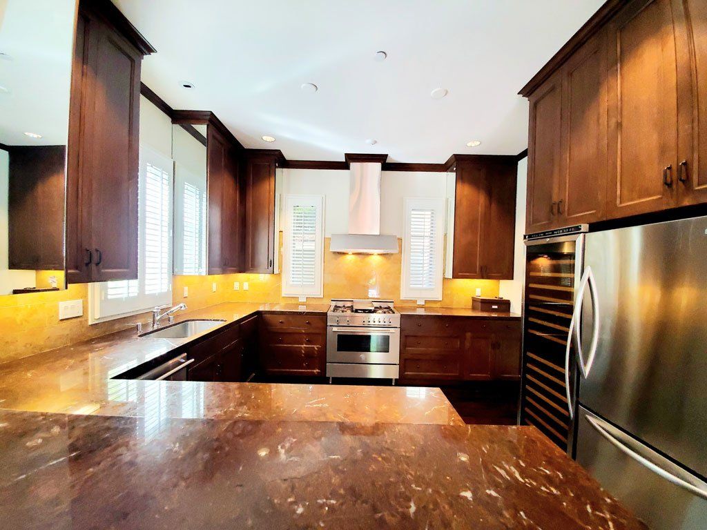 739 Fremont kitchen