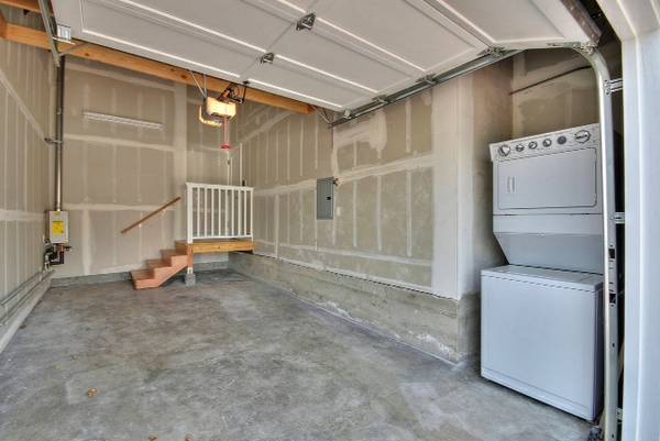 2300 Flores garage